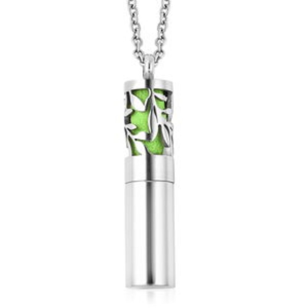 Oil diffuser aromatherapy pendant necklace
